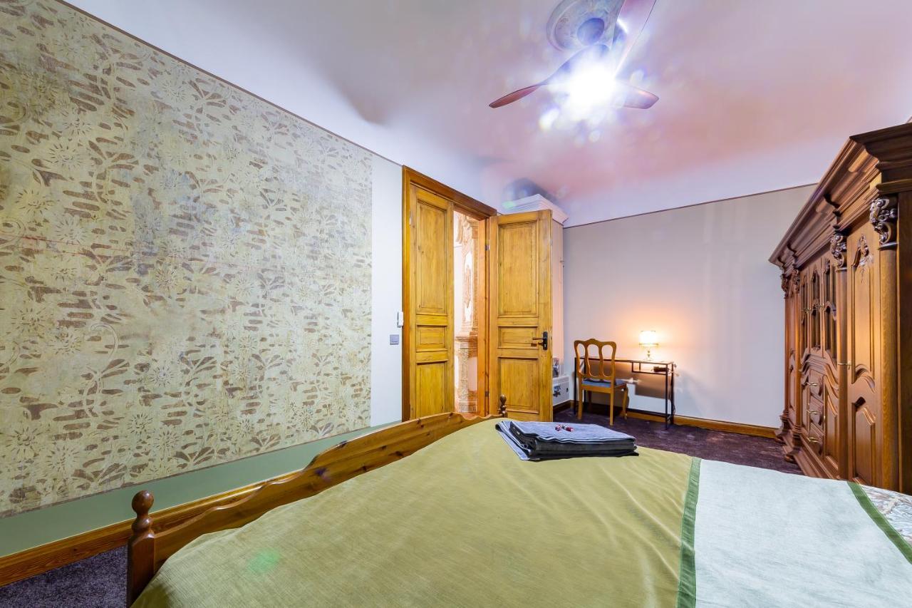 Апартаменти Ancient Storie'S Ap 65Sqm Renovated Free Parking Рига Екстер'єр фото