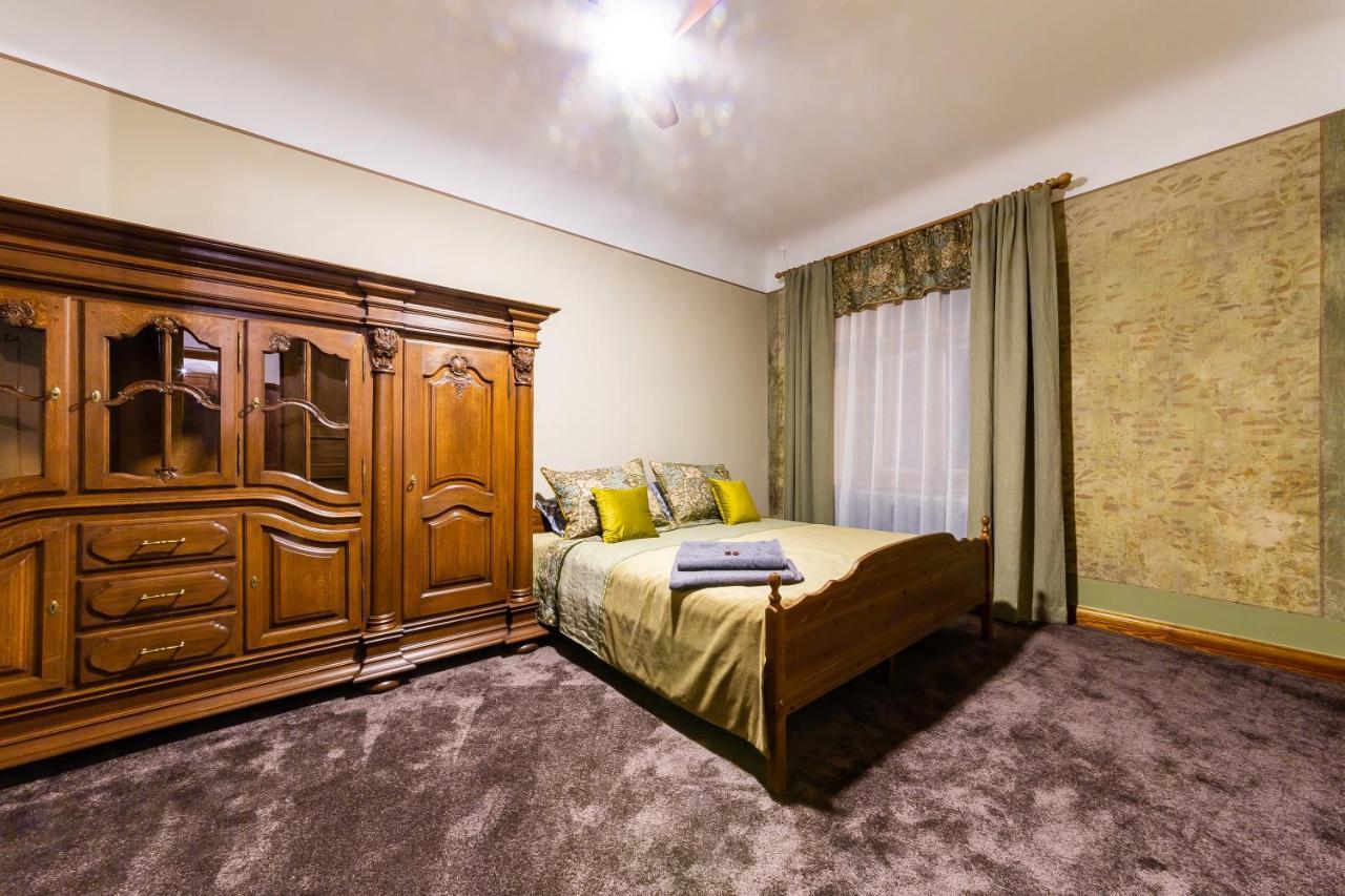 Апартаменти Ancient Storie'S Ap 65Sqm Renovated Free Parking Рига Екстер'єр фото