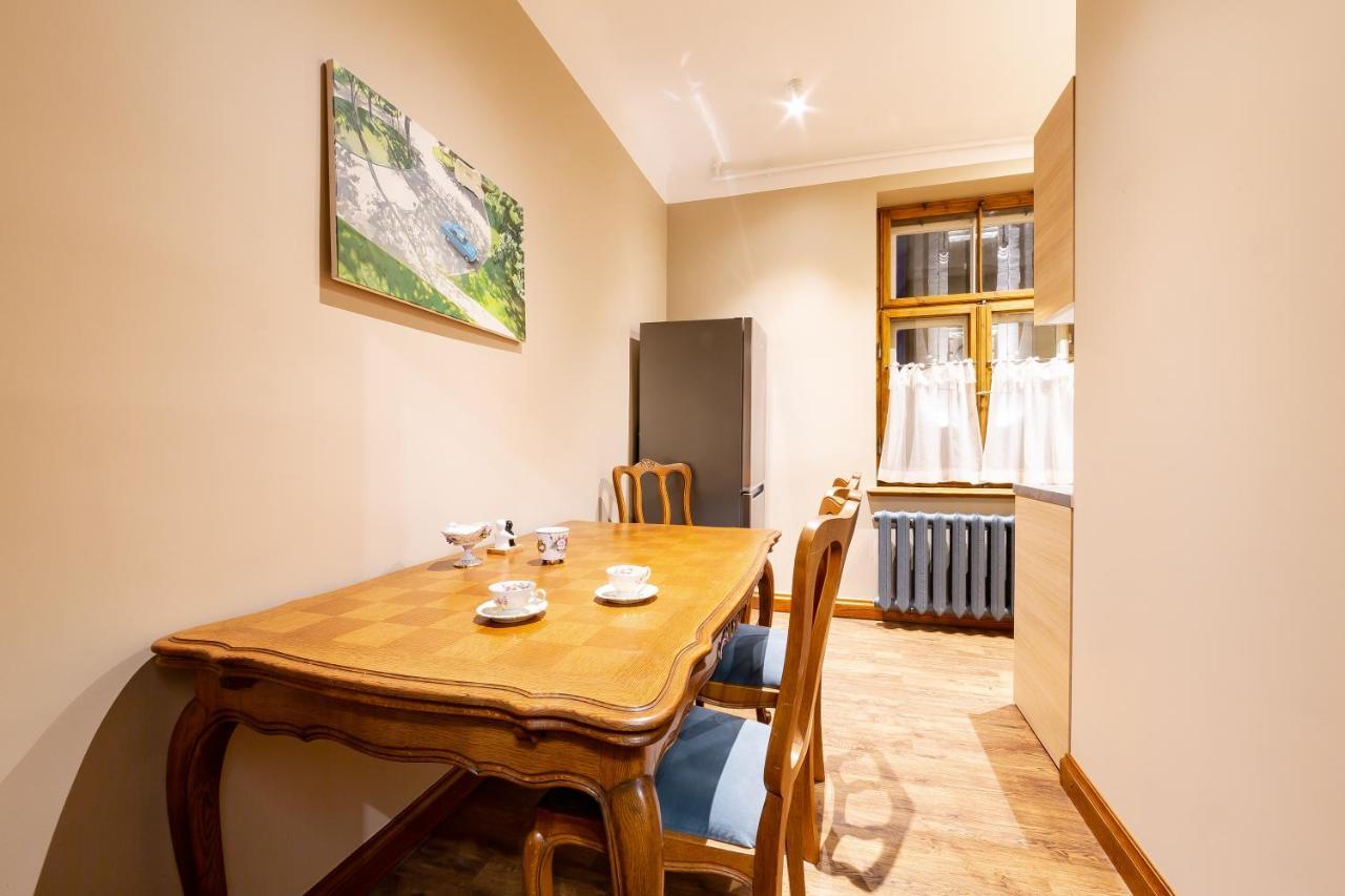 Апартаменти Ancient Storie'S Ap 65Sqm Renovated Free Parking Рига Екстер'єр фото